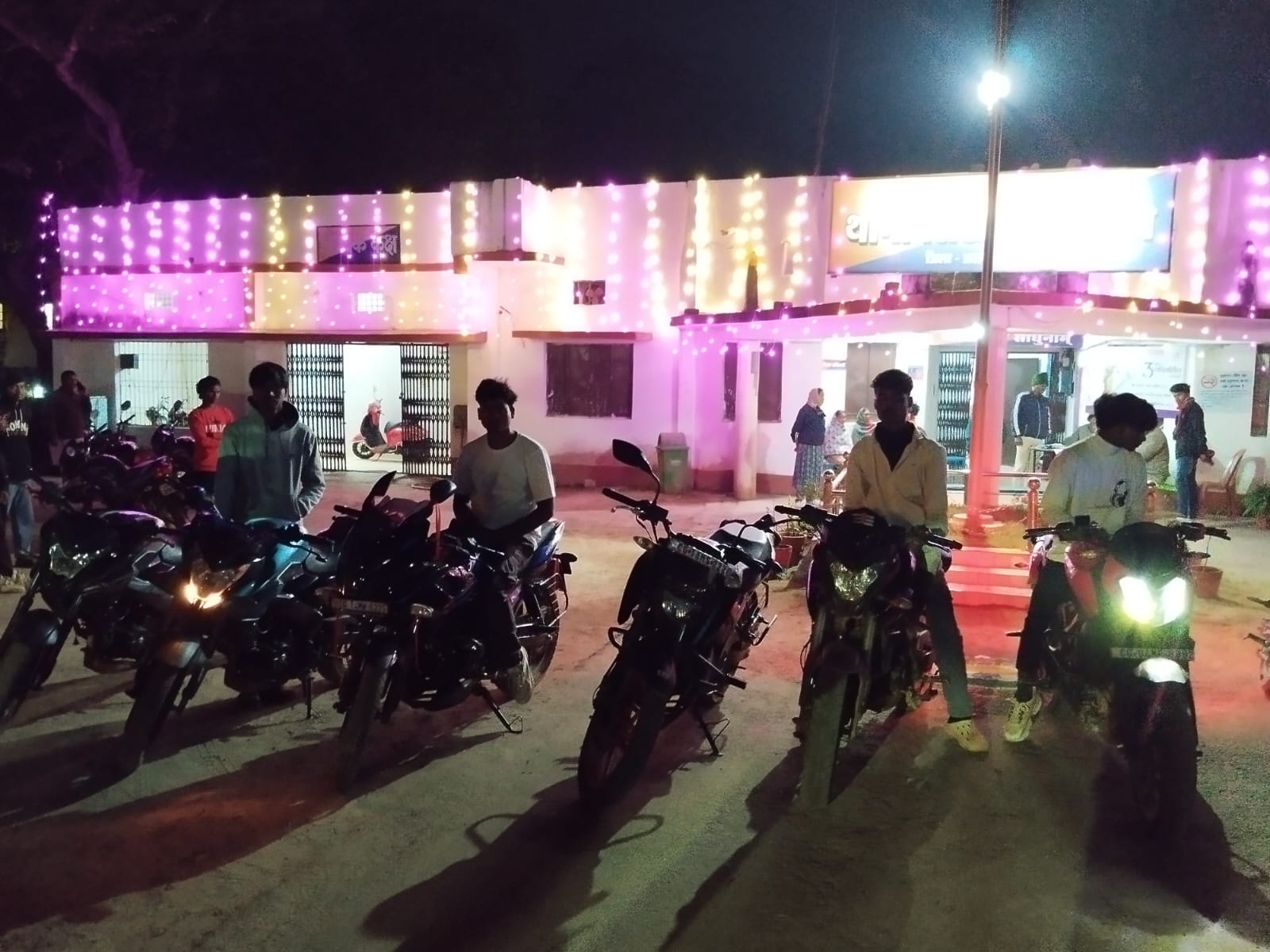 ➡️यातायात नियमों के पालन को लेकर जशपुर जिले के नवपदस्थ पुलिस कप्तान, डी आई जी एवं वरिष्ठ पुलिस अधीक्षक जशपुर डॉ लाल उमेद सिंह सख्त