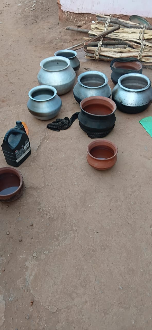 ⏺️ होली पूर्व अवैध शराब पर जशपुर पुलिस की बड़ी कार्यवाही,⏺️ आगामी होली त्यौहार के मद्देनजर ऑपरेशन आघात के तहत विशेष अभियान चलाकर, नशे के सौदागरों के खिलाफ कर रही है कार्यवाही,