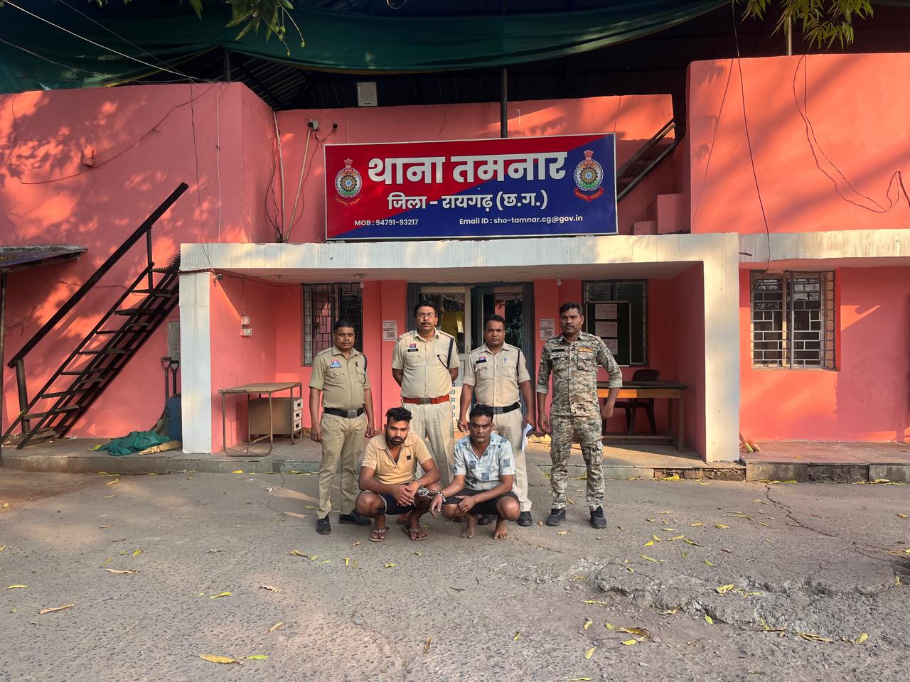 🚨 महिला पुलिसकर्मी के साथ बदसलूकी, लूटपाट मामले में दो और आरोपी गिरफ्तार