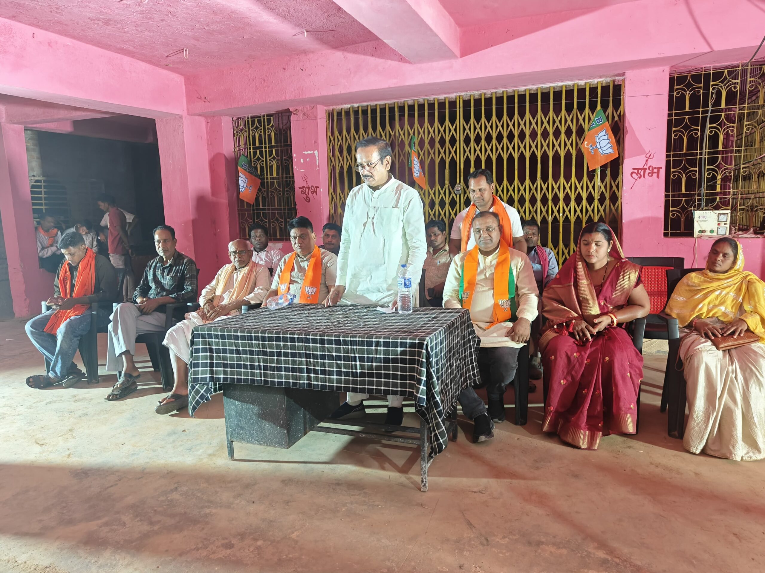 भाजपा के 47वें स्थापना दिवस पर केशला में “गांव/बस्ती चलो अभियान” सम्पन्न, जनप्रतिनिधियों की रही सक्रिय भागीदारी