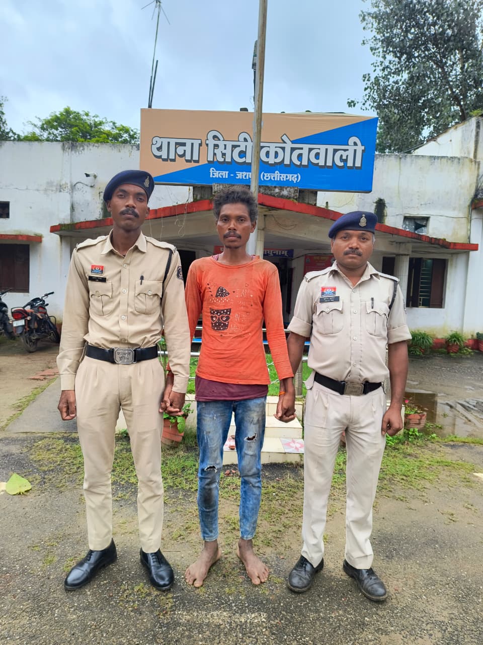 ➡️ ऑपरेशन शंखनाद के तहत जशपुर पुलिस की बड़ी कार्यवाही